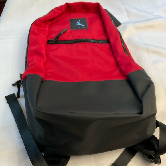 Jordan back pack. - Picture 7 of 8